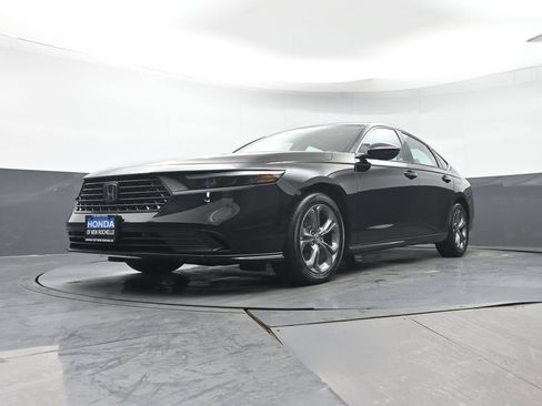 Used 2023 Honda Accord EX-L image 25