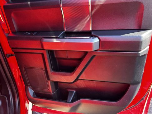 Used 2019 Ford F150 XLT w/ Equipment Group 302A Luxury image 15