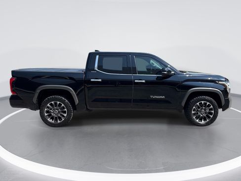 Used 2022 Toyota Tundra Limited AWD/4WD image 9