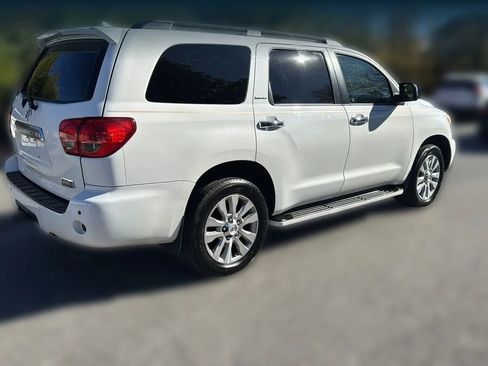 Used 2011 Toyota Sequoia Limited image 5