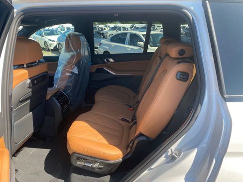 New 2027 BMW X7 xDrive40i w/ M Sport Package AWD/4WD image 7