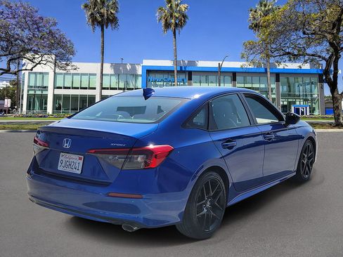Used 2024 Honda Civic Sport image 4