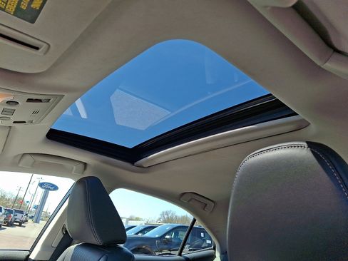 Used 2016 Lexus IS 300 AWD w/ Navigation System Package image 21