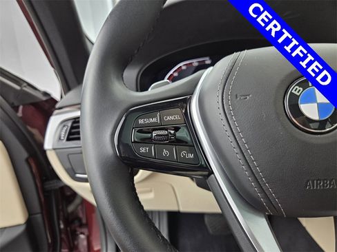 Certified 2023 BMW 530i w/ Premium Package image 32