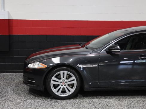 Used 2014 Jaguar XJ L Portfolio image 21
