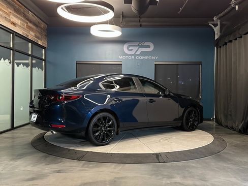 Used 2024 MAZDA MAZDA3 s image 3