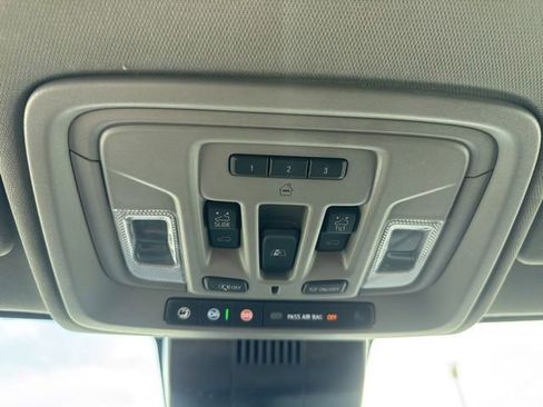 Used 2024 Chevrolet Silverado 2500 LTZ w/ LTZ Convenience Package AWD/4WD image 23