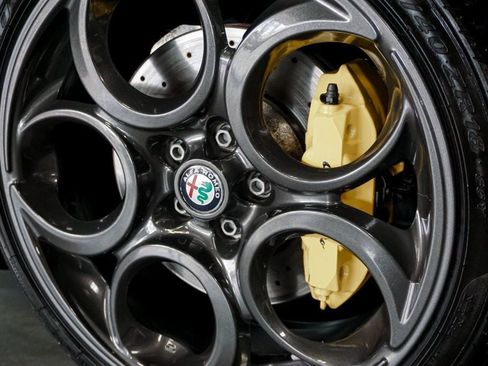 Used 2020 Alfa Romeo 4C Spider w/ Bright Package image 43