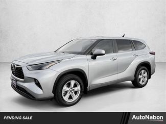 Used 2024 Toyota Highlander LE video 1