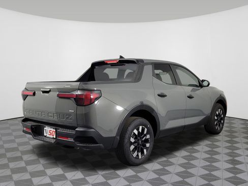 New 2025 Hyundai Santa Cruz SE image 3