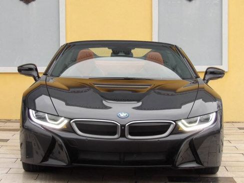 Used 2019 BMW i8 Roadster image 20