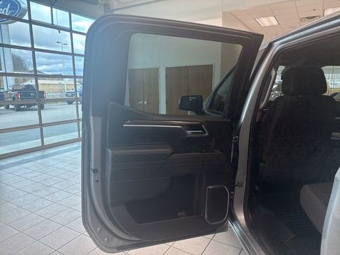 Used 2025 Chevrolet Silverado 1500 LT w/ Work Truck Package AWD/4WD image 15