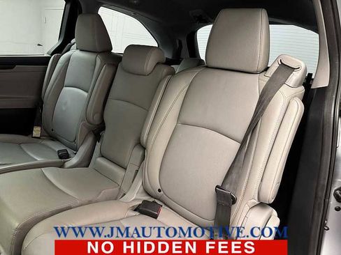 Used 2019 Honda Odyssey EX-L image 16
