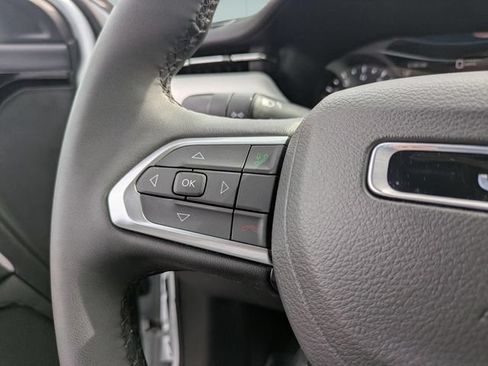 Used 2025 Jeep Compass Limited AWD/4WD image 18