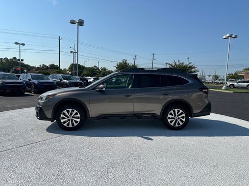Used 2021 Subaru Outback Premium w/ Popular Package #1 AWD/4WD image 4