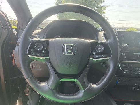 Used 2021 Honda Pilot Black Edition image 11