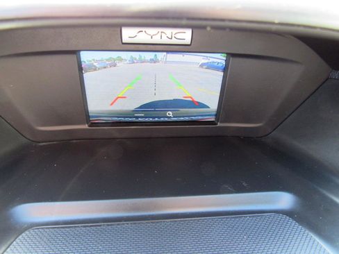Used 2016 Ford Escape SE w/ SE Cold Weather Package AWD/4WD image 19