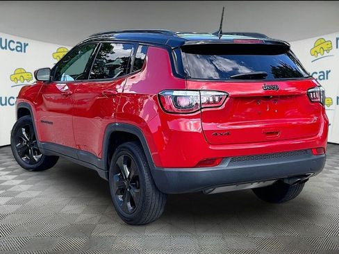 Used 2019 Jeep Compass Latitude AWD/4WD image 4