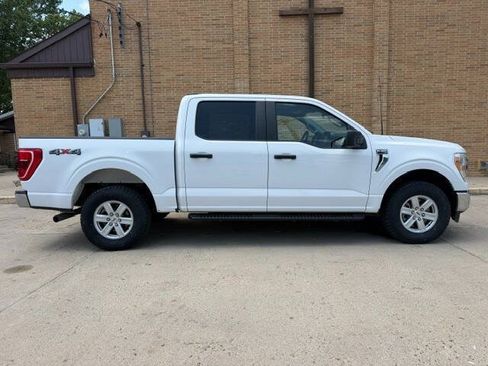 Used 2022 Ford F150 XLT w/ Trailer Tow Package AWD/4WD image 3