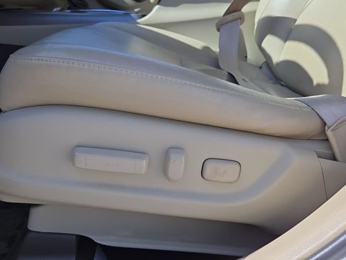 Used 2015 Acura RDX FWD image 11