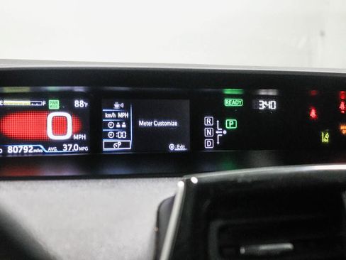 Certified 2017 Toyota Prius Two w/ Carpet Mat Package FWD image 24