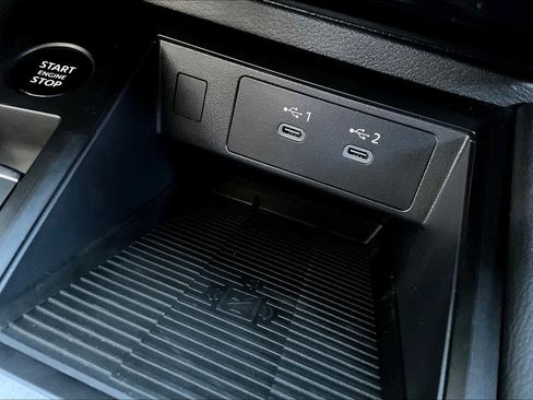 New 2026 Nissan Kicks SR image 18