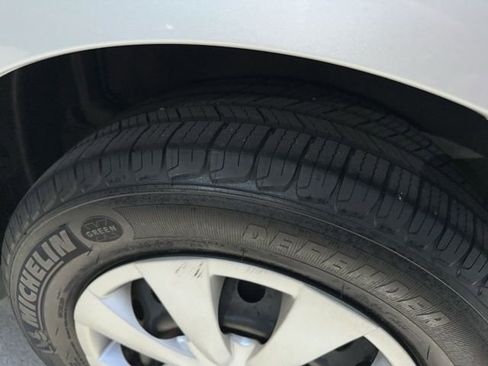 Used 2009 Toyota Corolla LE FWD image 15