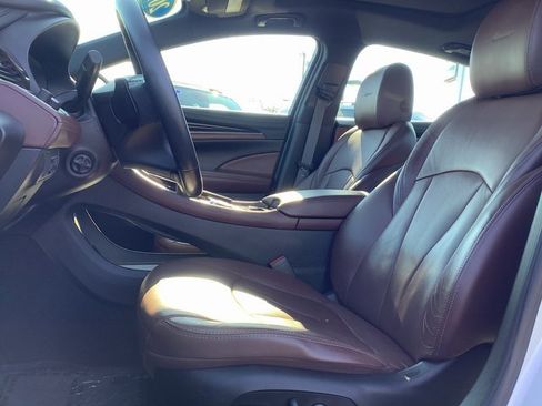 Used 2018 Buick LaCrosse Avenir w/ Driver Confidence Package #2 image 8