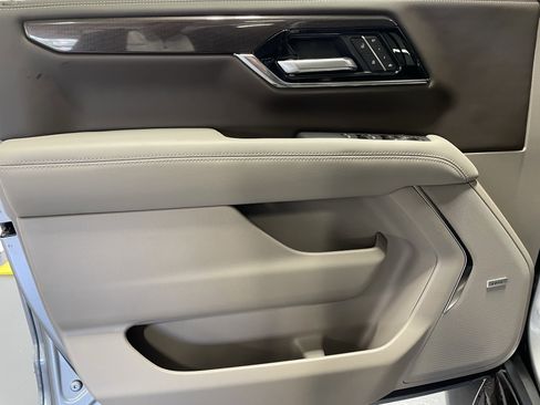 New 2026 GMC Yukon XL Elevation w/ Elevation Premium Package image 15