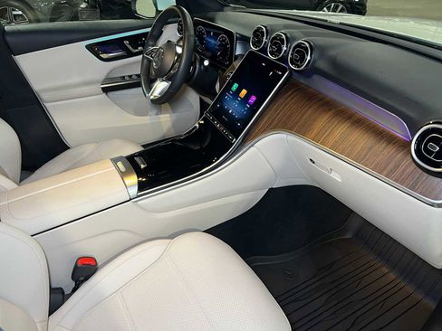 Certified 2025 Mercedes-Benz GLC 300 4MATIC image 12