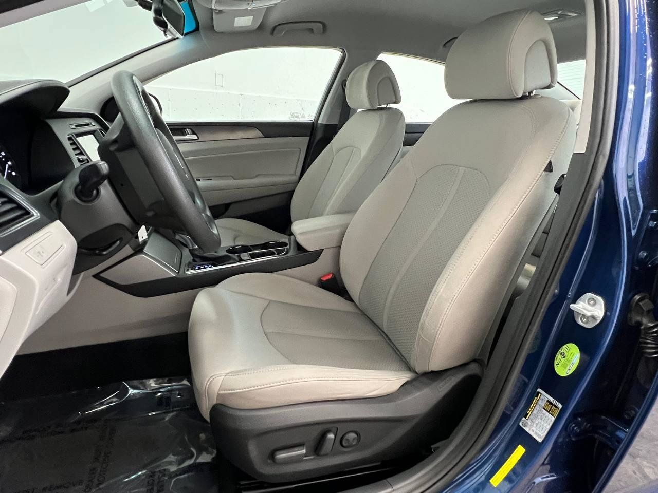 Used 2017 Hyundai Sonata Sport w/ Cargo Package FWD image 8