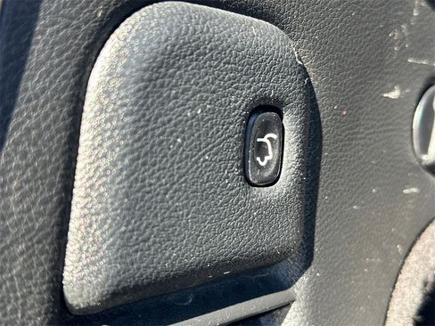 Used 2020 Jeep Grand Cherokee Limited image 9