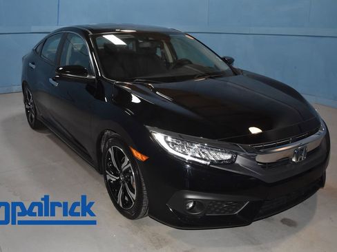 Used 2016 Honda Civic Touring image 1