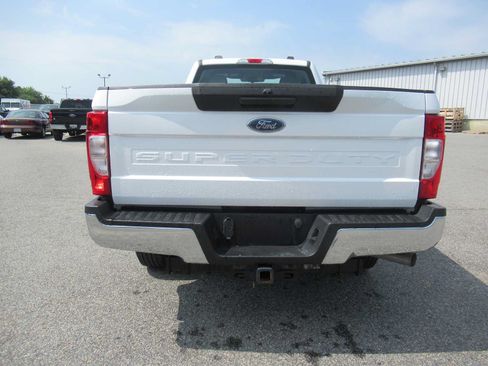 Used 2022 Ford F250 XL w/ Power Equipment Group RWD image 6