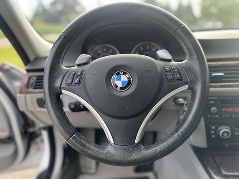Used 2008 BMW 328i Sedan RWD image 17