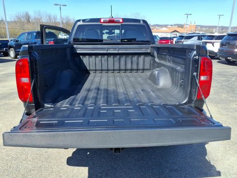 Used 2022 Chevrolet Colorado Z71 AWD/4WD image 10