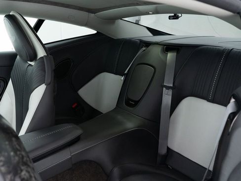 Used 2023 Aston Martin DB11 V12 image 20