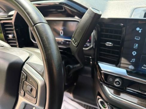 Used 2024 Chevrolet Silverado 3500 LT AWD/4WD image 20