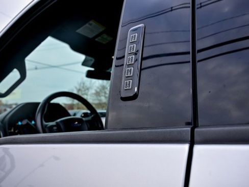 Used 2019 Ford F150 XLT w/ Equipment Group 302A Luxury image 14