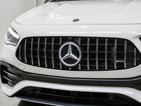 Certified 2022 Mercedes-Benz GLA 35 AMG 4MATIC image 8