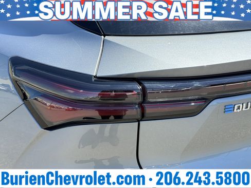 New 2026 Chevrolet Equinox EV LT FWD image 37
