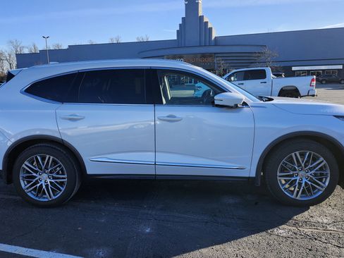 Used 2024 Acura MDX SH-AWD w/ Advance Package image 21