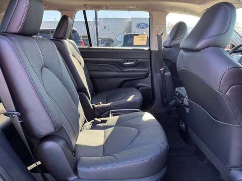 New 2026 Toyota Grand Highlander AWD image 27