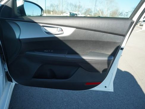 Used 2024 Kia Forte LX image 21