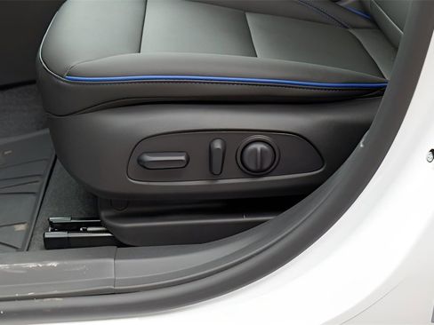 New 2026 Buick Envista Sport Touring w/ Convenience I Package image 21