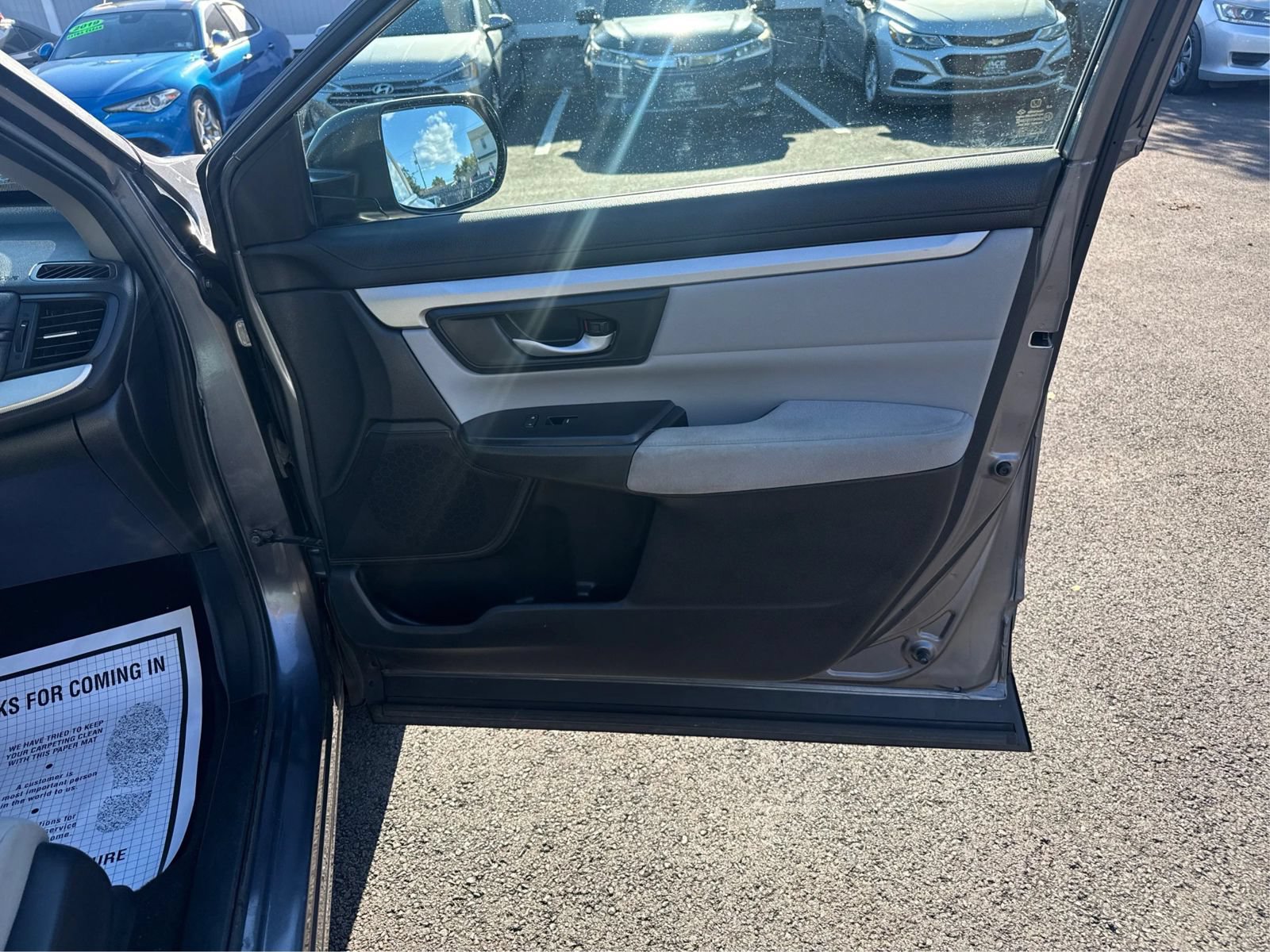 Used 2017 Honda CR-V LX image 20