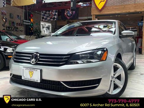 Used 2013 Volkswagen Passat 2.5 SE FWD image 1