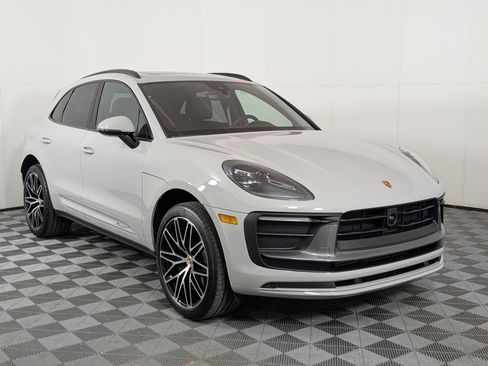 New 2026 Porsche Macan Turbo image 8