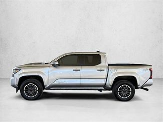 Used 2024 Toyota Tacoma TRD Sport video 2