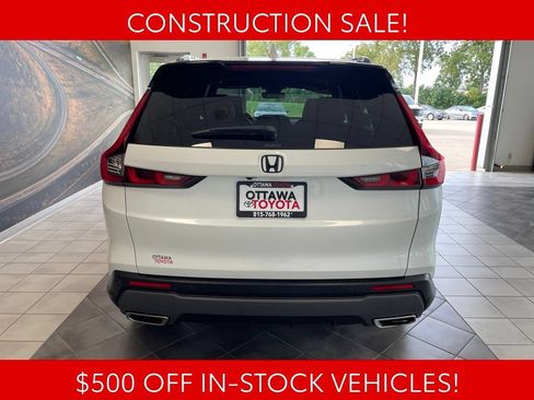 Used 2023 Honda CR-V Sport Touring image 7